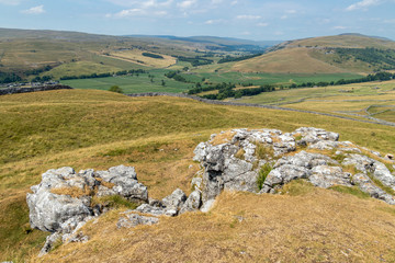 Fototapeta na wymiar View of Conistone Pie mountain in the Yorkshire Dales National Park