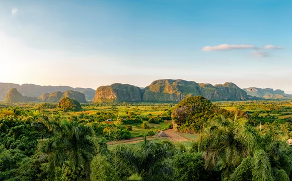 Vallée de Viñales - Adobe Stock