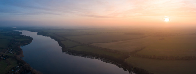 Fototapeta premium Sonnennuntergang über dem Ruppiner See