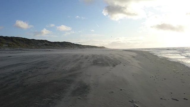 Sandverwehungen an der d&auml;nischen Nordseek&uuml;ste