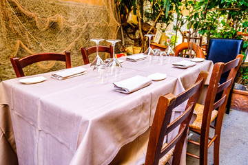 sidewalk restaurant
