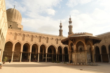 Fototapeta na wymiar Sultan Almoayyed Sheikh Mosque