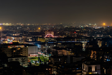 Fototapeta na wymiar Night view of Bergamo seen from Città Alta