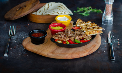 Grilled beef and chicken fillet with boiled fresh vegetables.