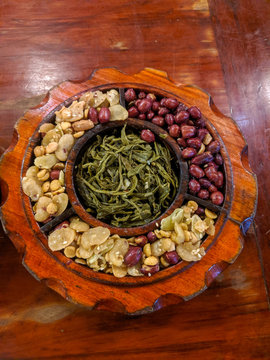 Burmese tea leaf salad