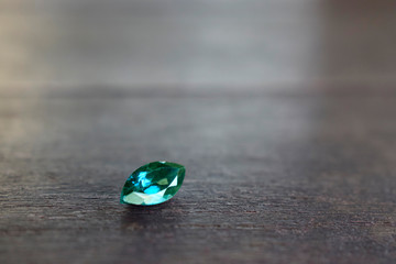  Emerald The beautiful place on the wooden floor