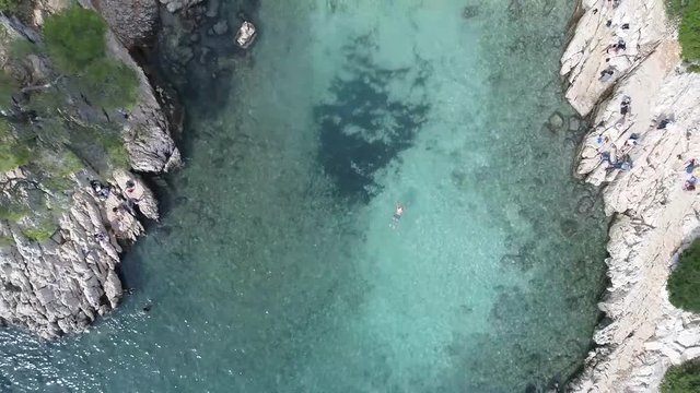 Les calanques are small beaches in the south coast of france, a lot of people walk through the rocks to swim in this paradise