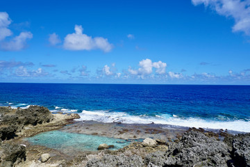 Fototapeta na wymiar 沖縄離島の海