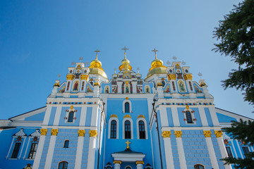 Obraz premium St. Michael's Golden-Domed Monastery in Kiev, Ukraine
