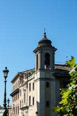Fototapeta na wymiar View to tower on Isola Tiberina, Rome