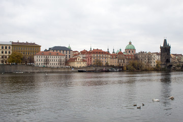  Cityscape of the Czech capital Prague and the Vltava river. View of Charles Bridge and Prague Castle on Christmas Eve.