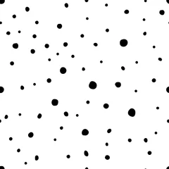 Behang Scandinavische stijl Naadloze neutrale polka dots patroon. Zwarte hand getrokken stippen geïsoleerd op een witte achtergrond. Scandinavisch gezellig sieraad. Vector stock illustraties voor behang, posters, inpakpapier, textiel