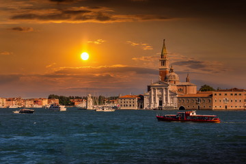 Obraz premium Cityscape and landscape of sunset Venice. Italy.