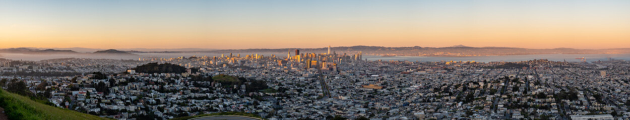 Skyline of San Francscio View from Twin Peaks at sunset