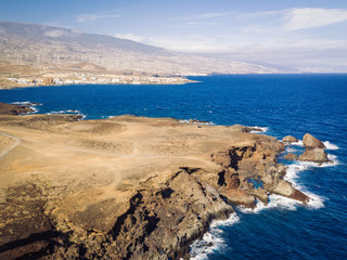 Obraz premium landscape on the dry spanish island on a bright sunny day