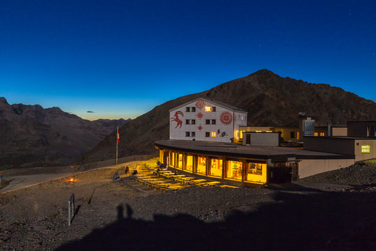 Night view of mountain house at Diavolezza