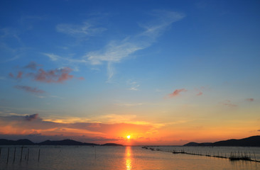 Obraz premium beautiful colorful sky on sunsie