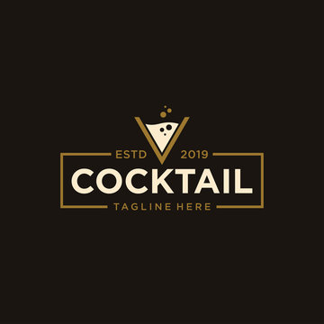 vintage Cocktail logo design vector. alcohol drink icon. retro cocktail glass vector design template