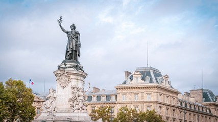 Place de la République, Paris, France  - obrazy, fototapety, plakaty