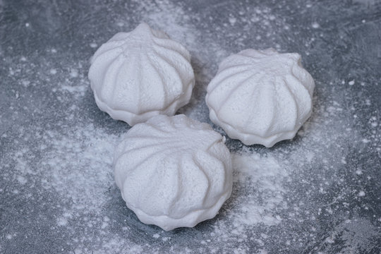 White Zephyr Or Zefir Sweet Cakes. Cooked From Eggs Protein, Agar, Natural Applesauce Pectin And Sugar Powder By Mixing And Baking. Soft, Sweet And Airy Dessert.