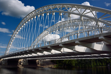 Obraz premium New white Strandherd Armstrong steel suspension bridge over the Rideau River Ottawa