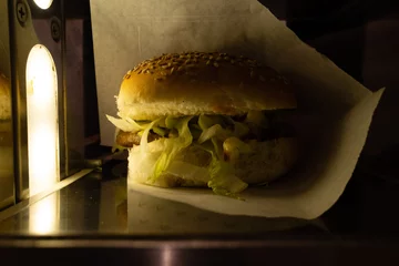 Foto op Plexiglas burger from the wall in the netherlands lekker smullen of f ebo © Niels