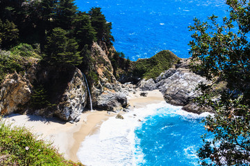 Julia Pfeiffer Burns State Park