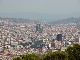 Fototapeta na wymiar Mountain Panoramic View with Sagrada Familia Barcelona