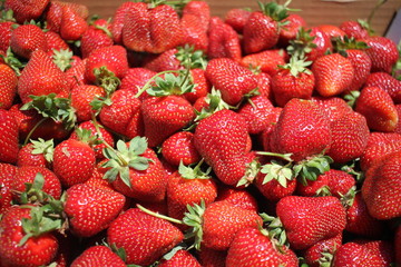 strawberry pile - 308123827