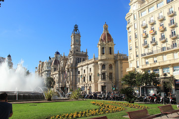 Place de la Mairie et sa fontaine, Valence, Espagne