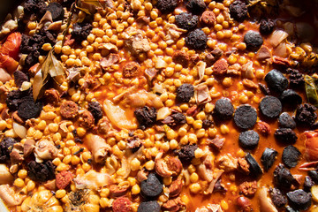 Delicious Pot of calluses with chickpeas