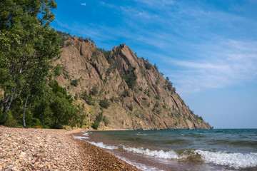 Skriper cliff - a large rock on the shore of Lake Baikal near the village of Big Koty © tilpich
