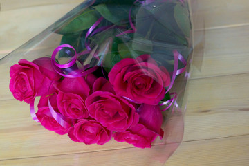  bouquet of pink roses