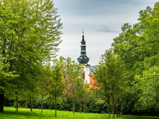 Obraz premium Praha Church City architecture with with dark background sky