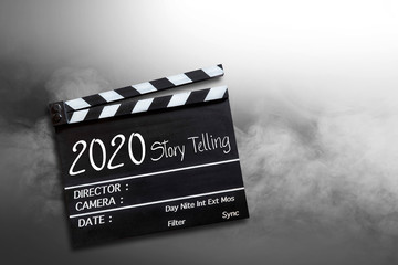 Naklejka premium years 2020 story telling text title on film slate