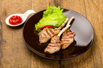 Grilled lamb