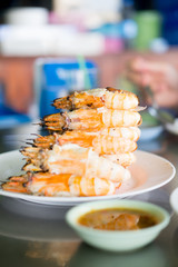 Grilled shrimps served with spicy Thai sauce