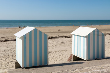 La plage d'Hardelot et ses cabines - Côte d'Opale - Pas-de-Calais