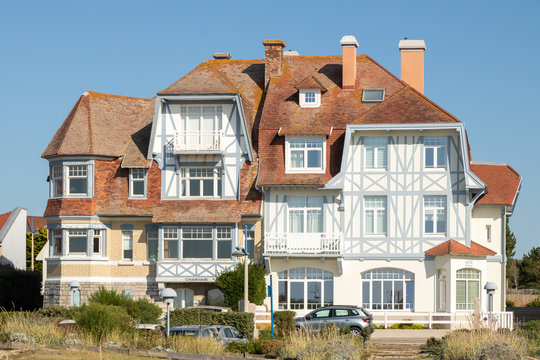 Villa 1900 &agrave; Hardelot-plage - C&ocirc;te d'Opale - Pas-de-Calais