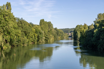 Fototapeta na wymiar La rivière Oise à Attichy