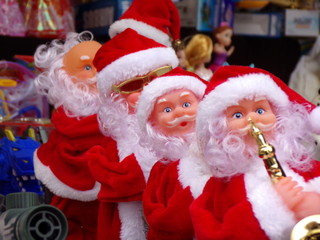 Aprilia, Latina, 12/08/2019, Santa Claus puppets, toy