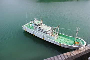 A fishing boat in Shirahama