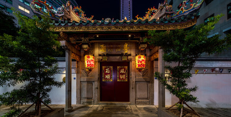 Facade of Yueh Hai Ching Temple at night