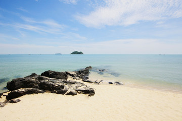 Fototapeta na wymiar Seascape of Rocky on the beach on sea coast in Thailand.
