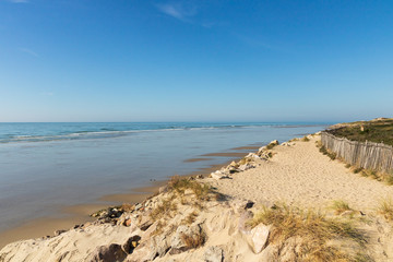Fototapeta na wymiar La plage de Saint-Gabriel (Camiers-Sainte-Cécile)