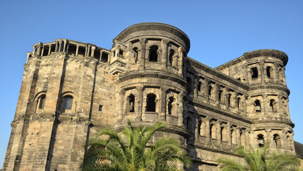 Obraz premium Trier - Porta Nigra, römisches Stadttor , Rheinland-Pfalz, Deutschland, Europa