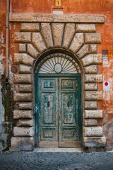 Fototapeta na wymiar Ancient door in Rome