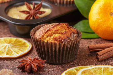 muffins with apples and cinnamon