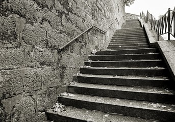 Treppe in der historischen Altstadt von Karlovy Vary in Tschechien