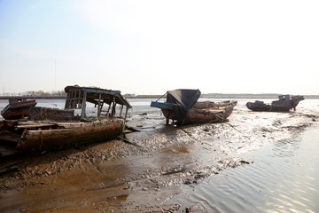 Fototapeta na wymiar Wreckage of a fishing boat